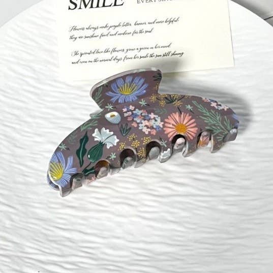 Jumbo Floral Seashell Hair Claw Clips | 40H1123: Black
