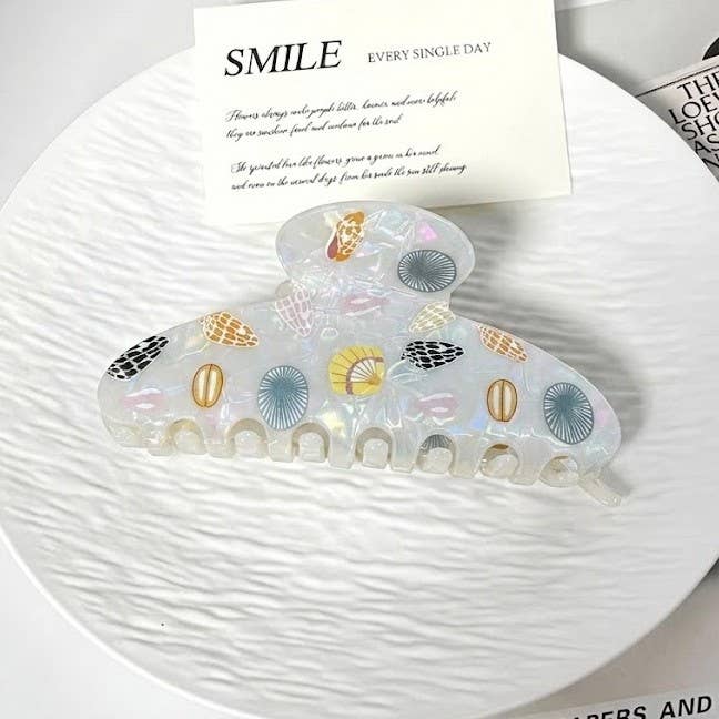 Jumbo Floral Seashell Hair Claw Clips | 40H1123: Black