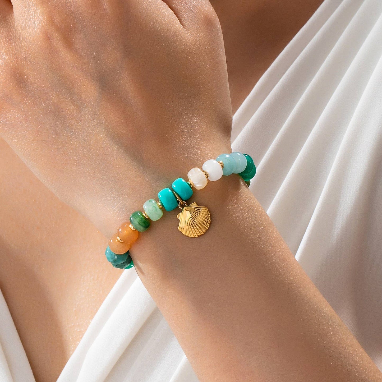 Earth Tone Beaded Shell Bracelet | 80B1698: Gold